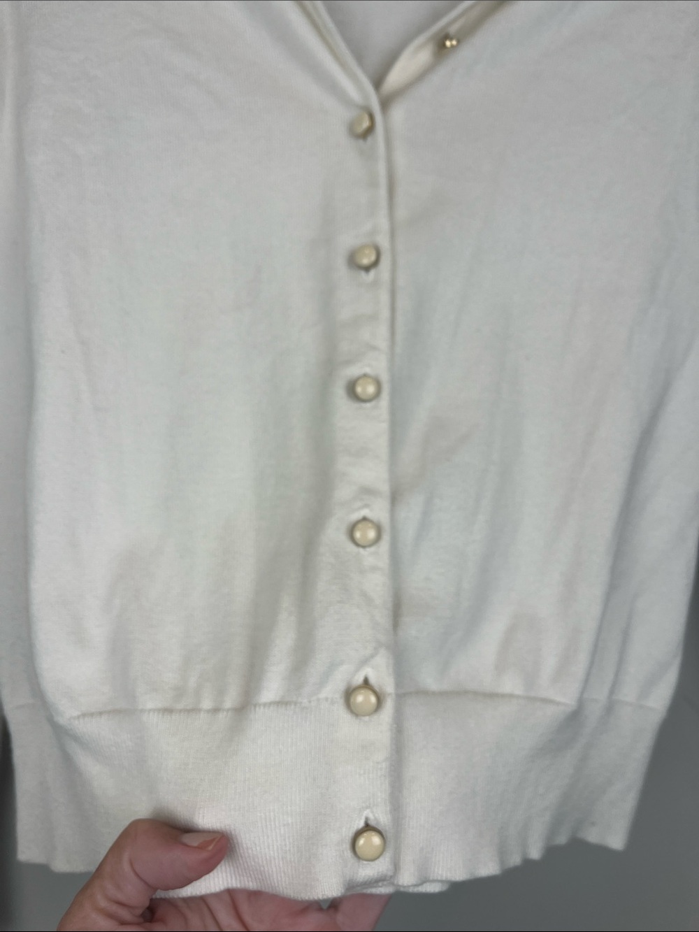 Banana Republic Cardigan Cream Ivory Silk Blend Shank Enamel Buttons Size Small - Picture 4 of 6